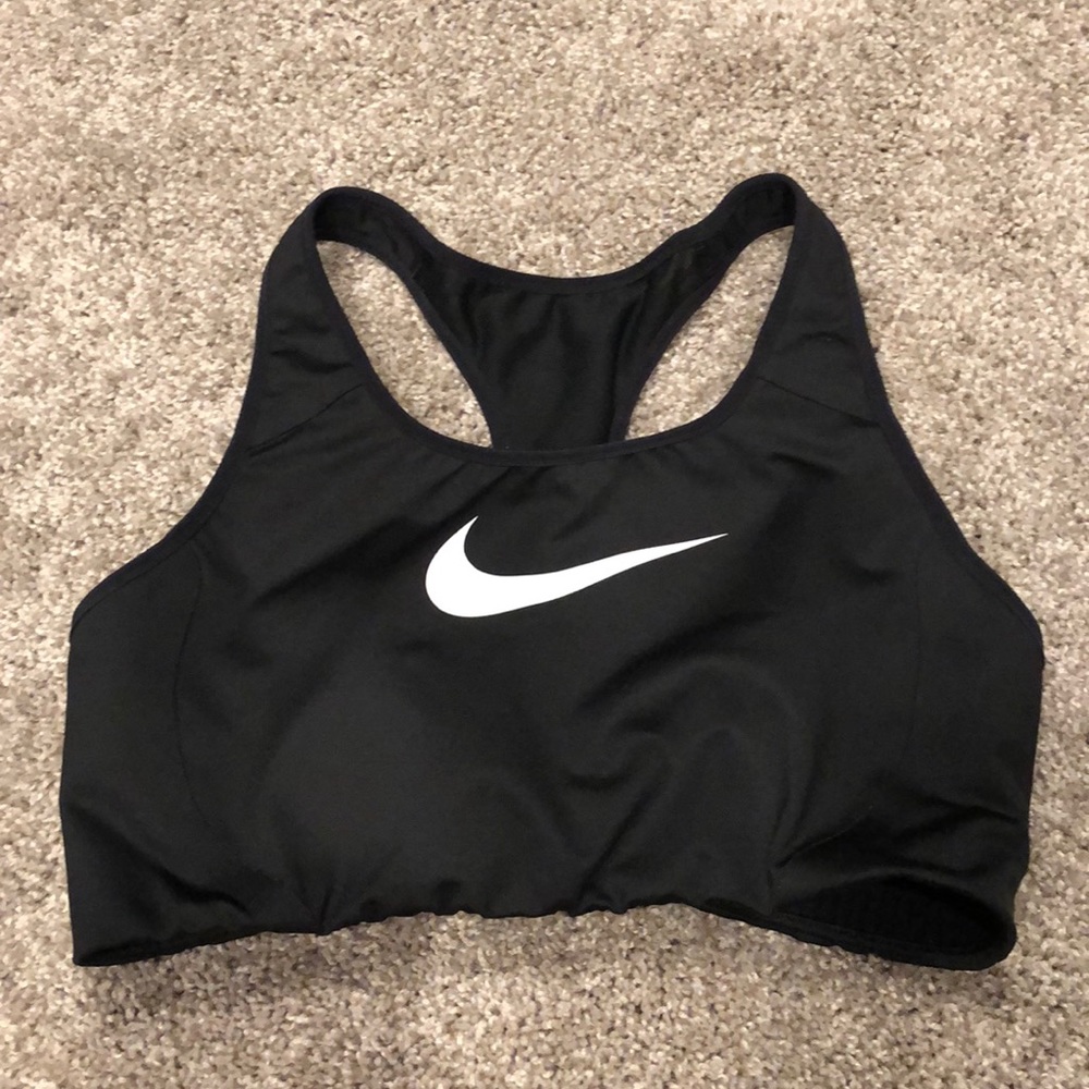 Never worn black Nike sports bra